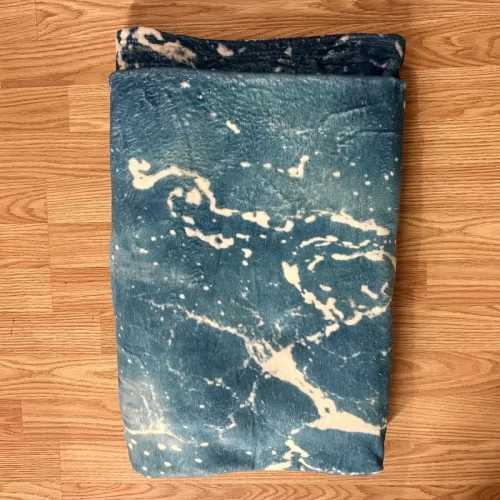Blue Ocean Waves Throw Blanket