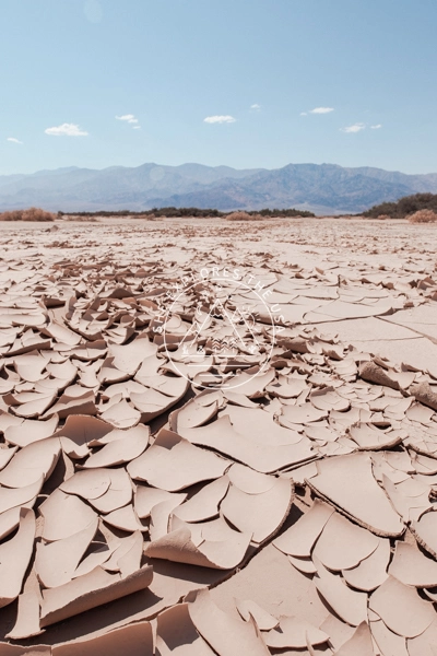 Furnace Creek mud cracks 2