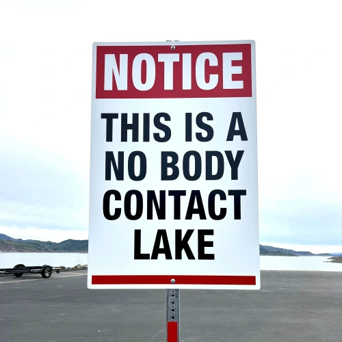 this is a no-body contact lake