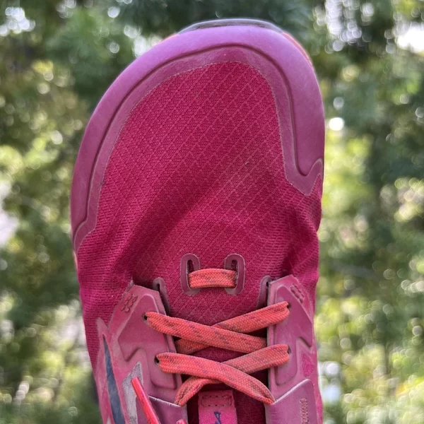 Women's Altra Lone Peak 7 toe box
