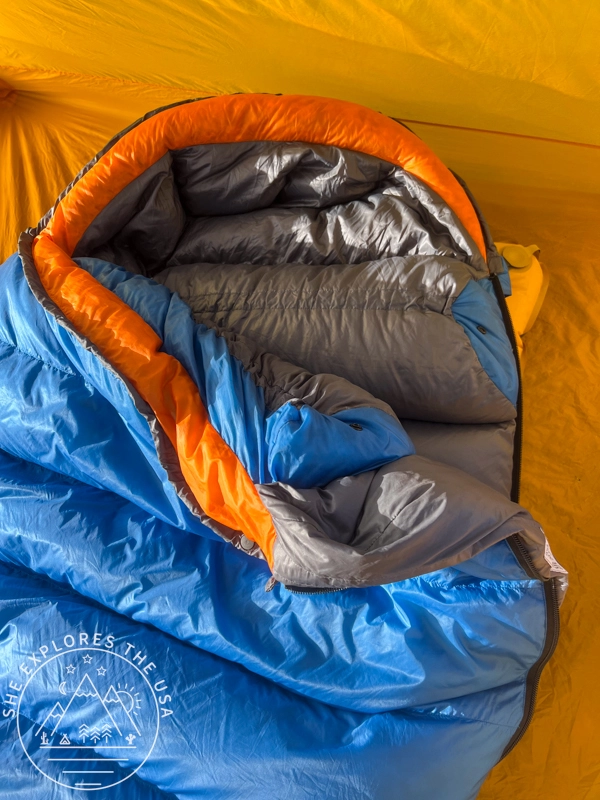 Feathered Friends Lark 10 UL Sleeping Bag hood and neck