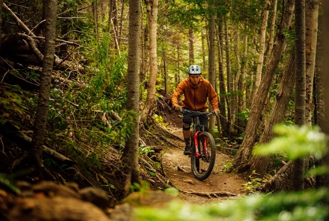 Outdoor Adventures & Experiences for Outdoor Families