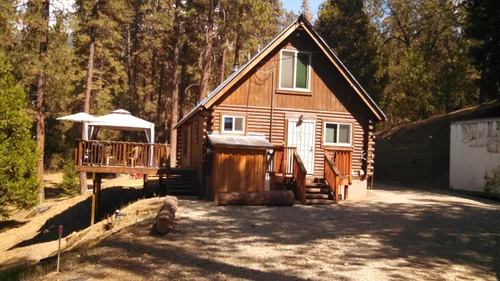 Peaceful Mountain Retreat