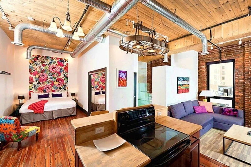Studio Loft in Downtown Nashville
